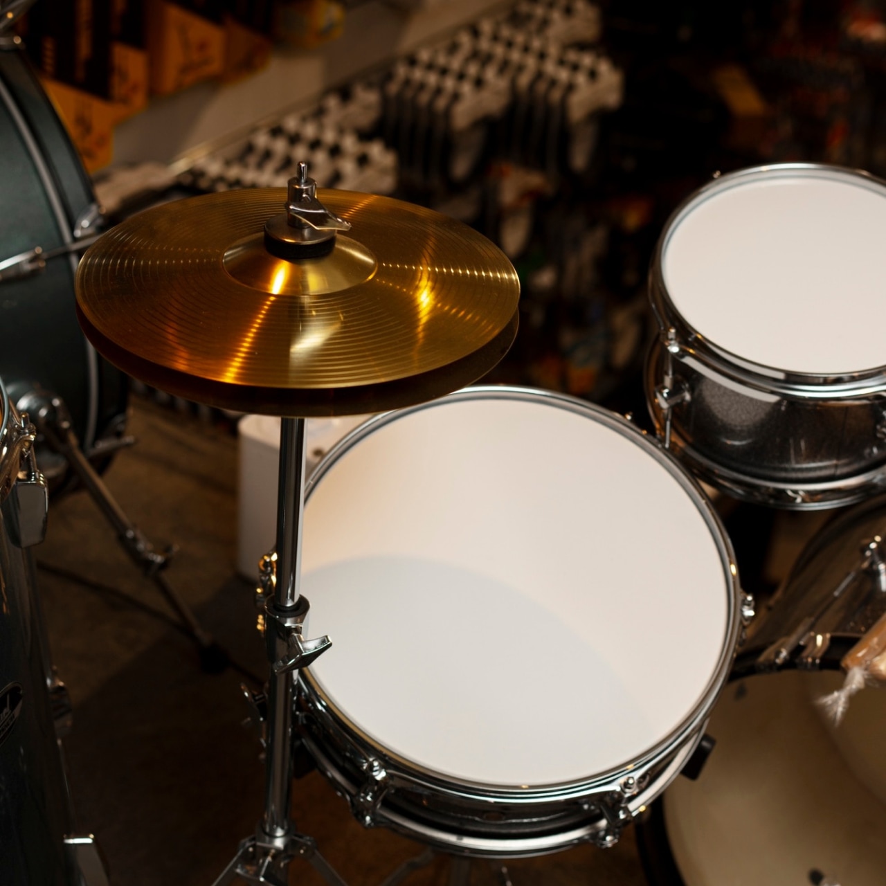 Як вибрати перші барабани? Корисні поради для початківців